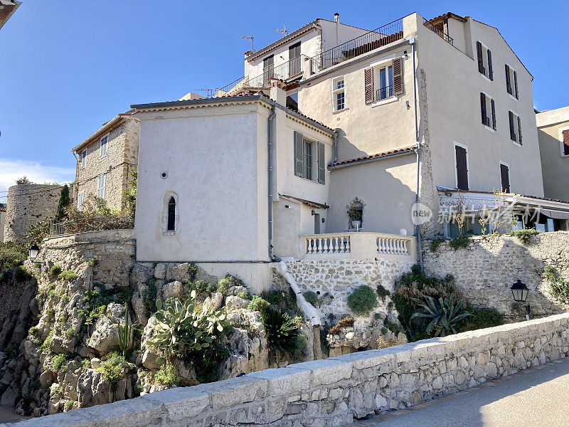 法国- Côte d 'Azur - Antibes -老城区的小街